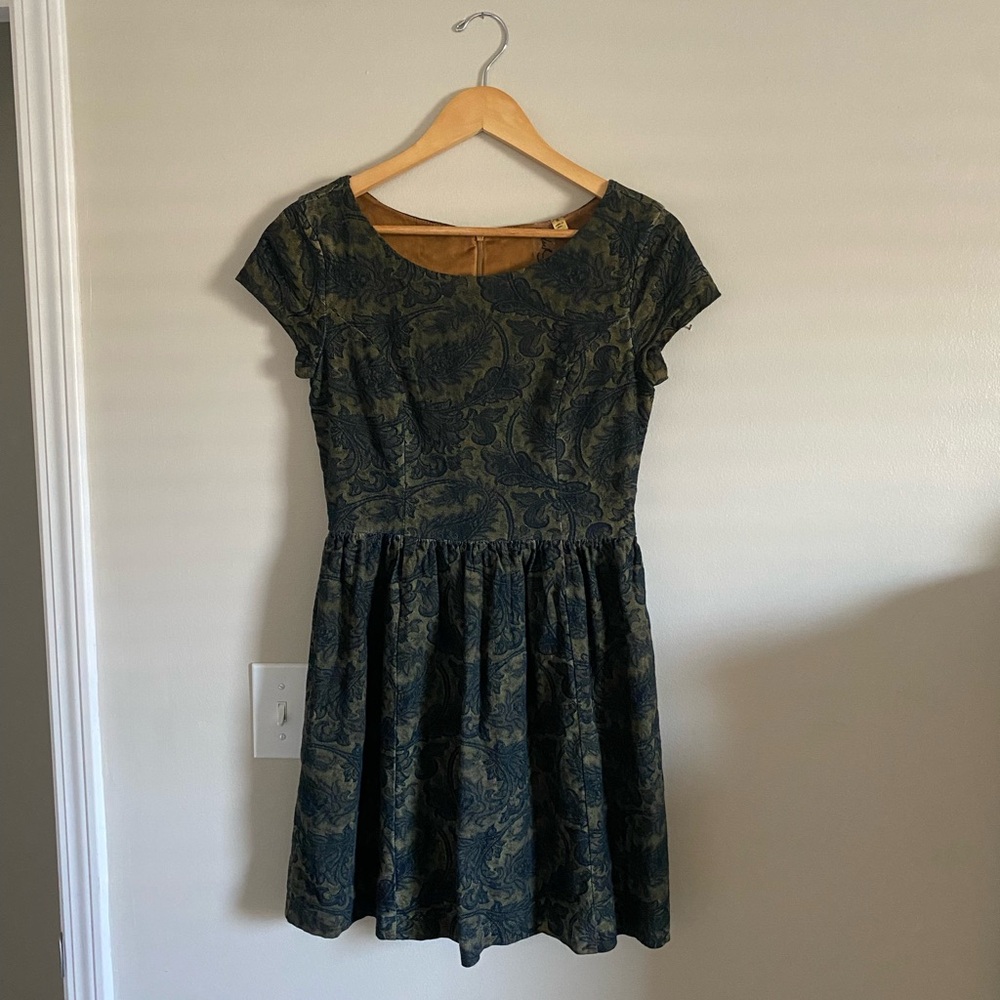 Modcloth Women’s Paisley Dress Size Small